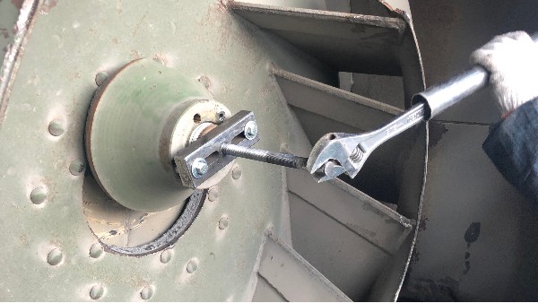 如何拆卸工業(yè)離心風(fēng)機葉輪_圖片解析_佰斯拓